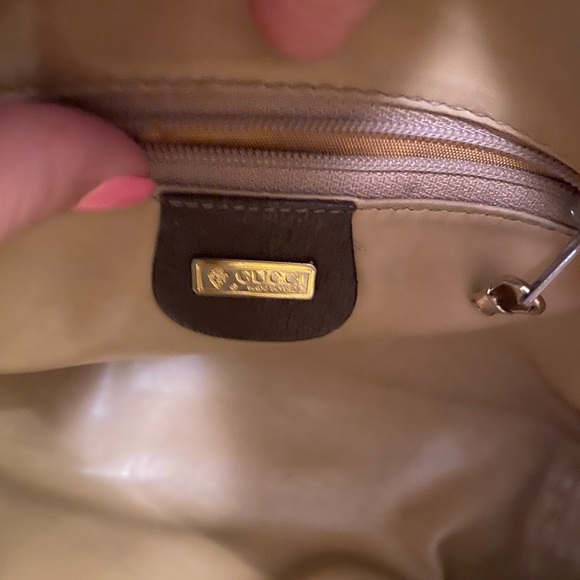 Gucci - Picture 4 of 5